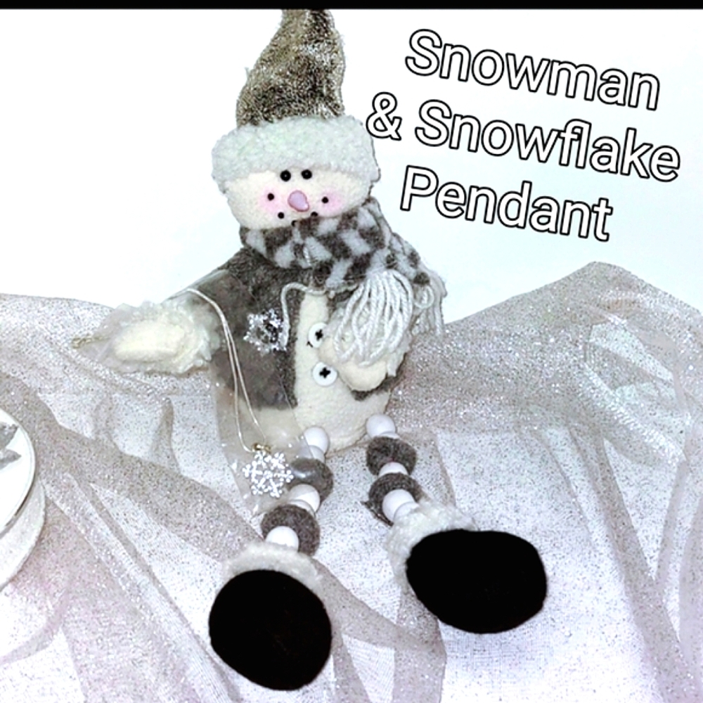 FREE Decorative Snowman just Chillin'